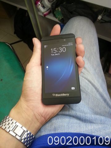 bán BlackBerry Z10 màu đen , mới 98% (( Hình thật )) - 1