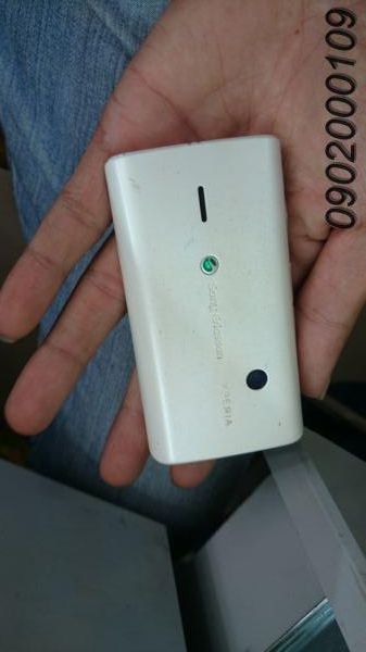 nokia 8600 luna,Sony E15i ,HTC ONE  802W 2 sim, - 6