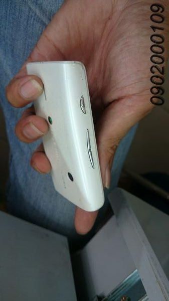 nokia 8600 luna,Sony E15i ,HTC ONE  802W 2 sim, - 7