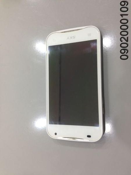Sky A820 màu trắng , mới 97% ((** Hình Thật**)) giá 1tr3