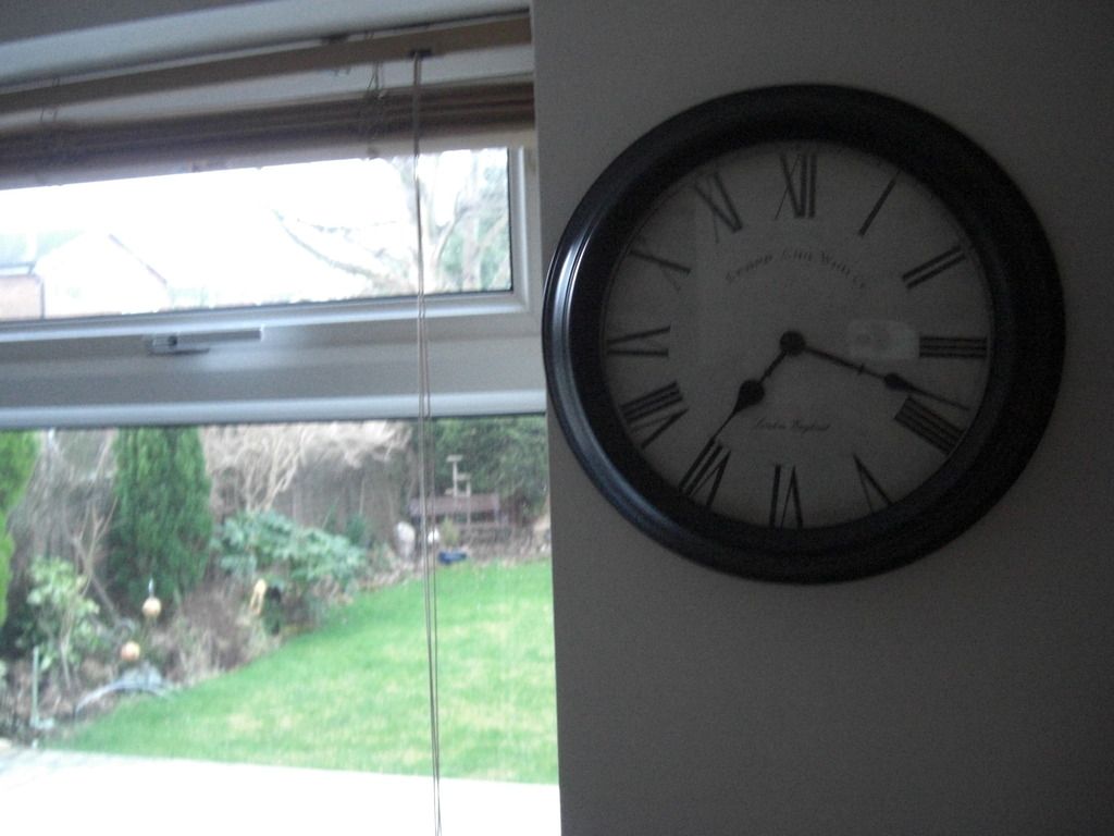 27-2-16%20Daimler%20refurb%20001_zpspdyy