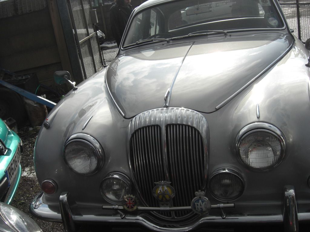 27-2-16%20Daimler%20refurb%20023_zps6qpi