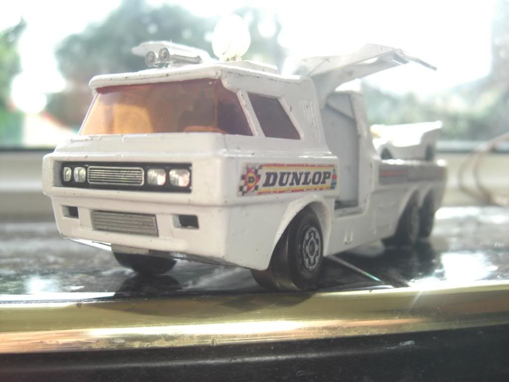 Riponautojumble2014carsSTUFF008_zpse055b