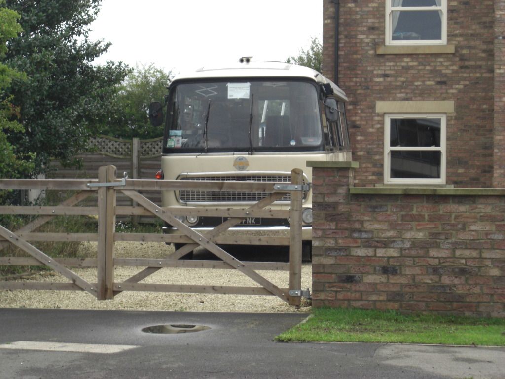 weddings%20and%20buses%20046_zpslmzwkda0