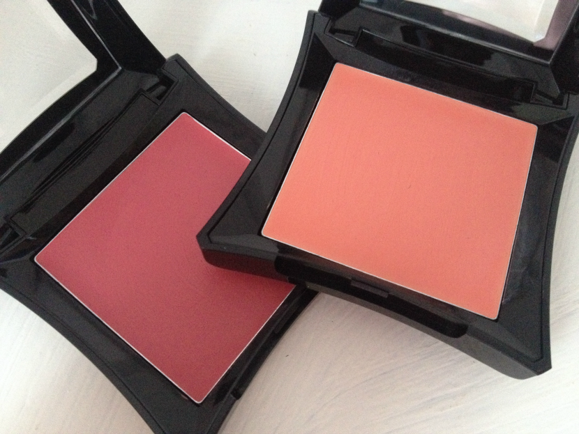  photo Illamasqua_Cream_Blusher_Seduce_Rude_zps963bb248.png