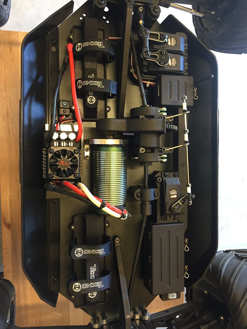 losi 8s truck