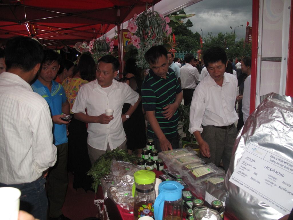 Không lo Mụn, mẩn ngứa , nóng trong , nóng gan với Cao Atiso Hà Giang