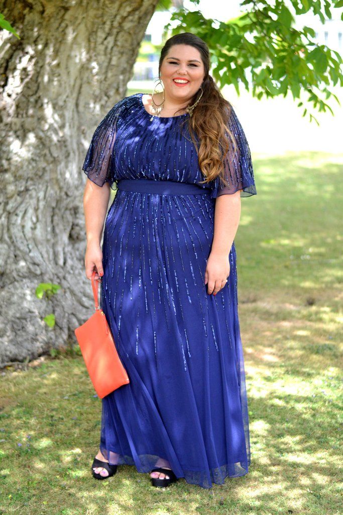 href="http://www.fromthecornersofthecurve.com/studio-eight/sequin-maxi-dress.jpg" title="studio-8-plus-size-dress"><img src="http://www.fromthecornersofthecurve.com.com/studio-8-maxi/sequin-blue-maxi-darcey-dress.jpg" title="studio-8-plus-size-fashion" alt="studio-8"></a>