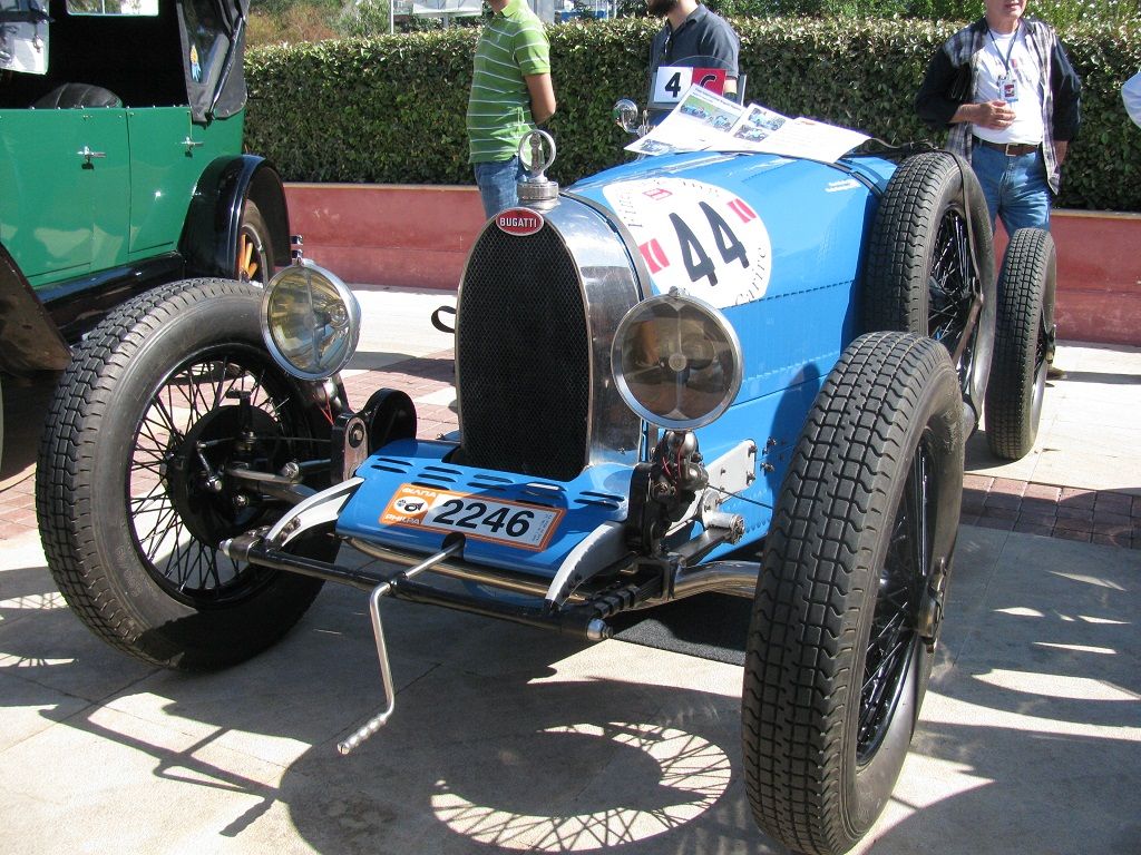 photo 2cdebugatti2_zpsc96ddc50.jpg