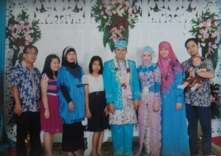 Bersama keluarga Sri Mulyati & keluarga Lia Herliyanti (bibi & teteh Fredy)