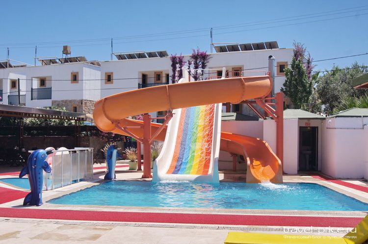 Горки отеля Club MiraLuna